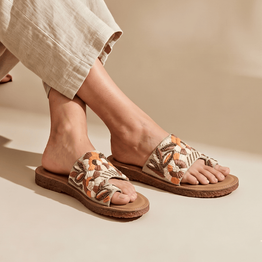 Crest Braided Woven Slip for Women