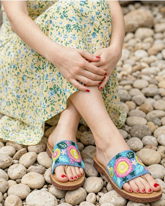 Women's Floral Kadhai Slider – Festive Toe Ring Flats