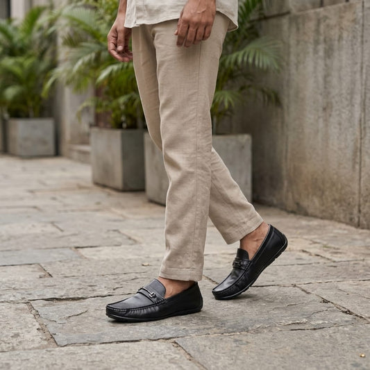 Black Wide Feet Dailywear Loafer for Men