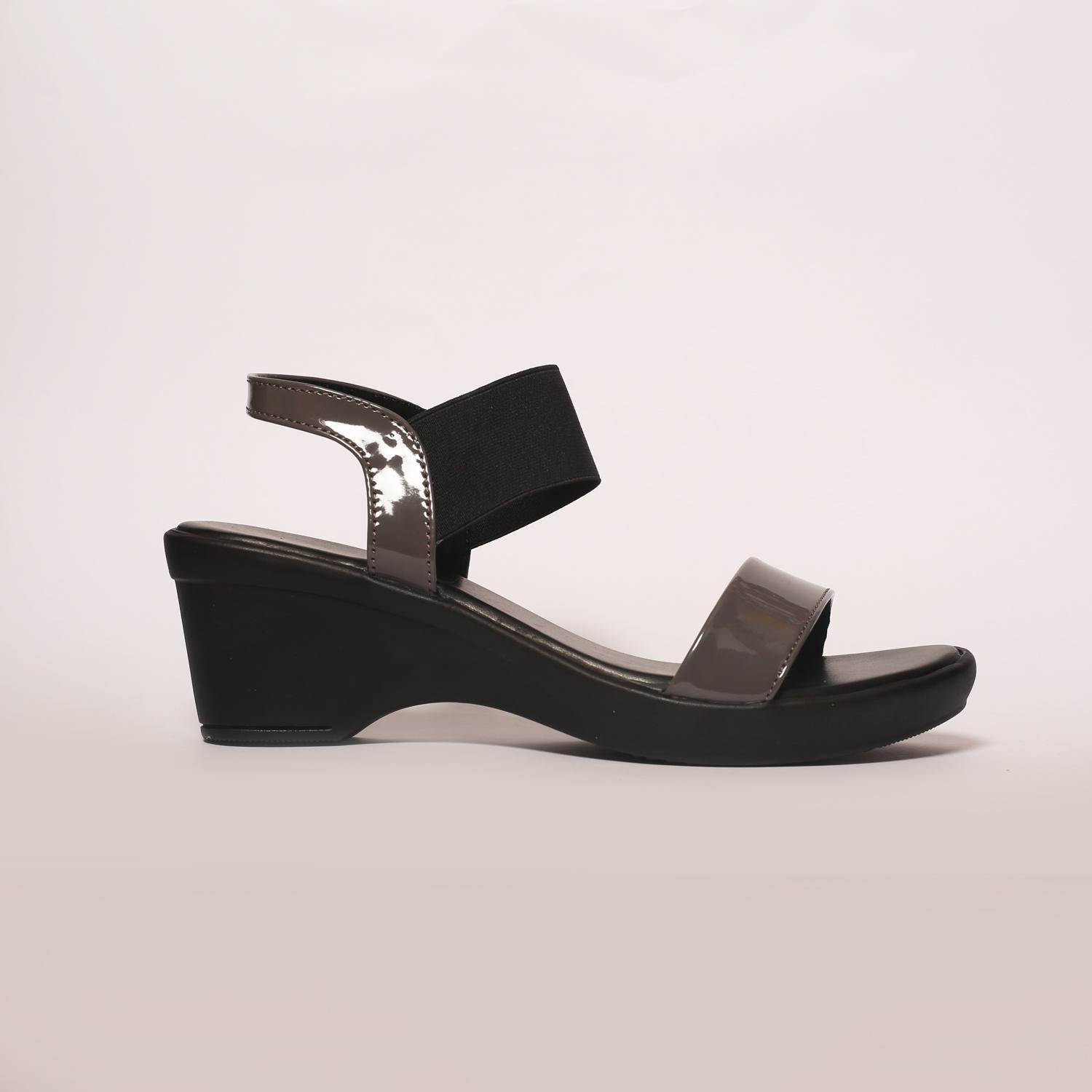 Women Sandals :: WAREHOUSE FOOTWEAR STORE