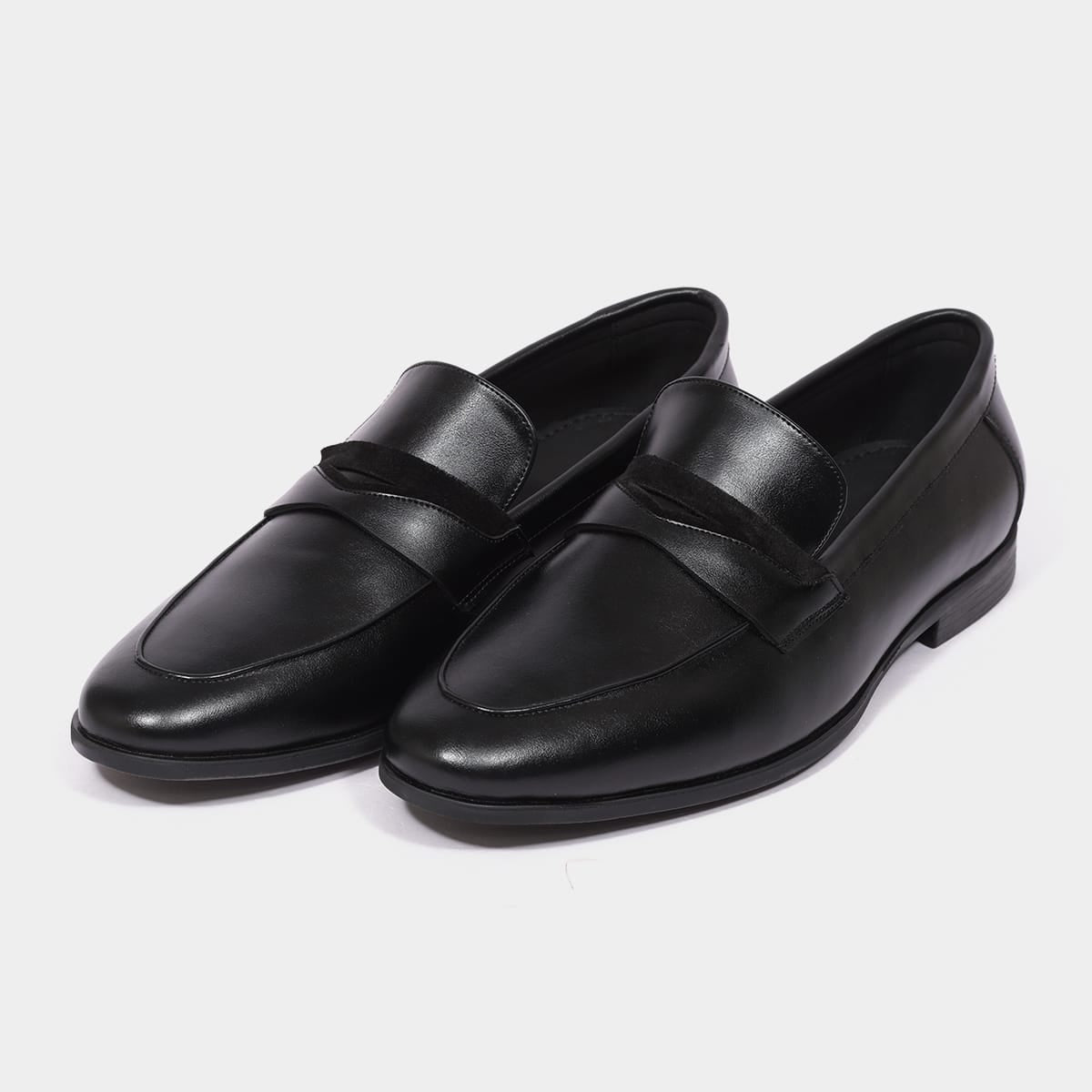 Windsor Leather Round Toe Office Loafer for Men