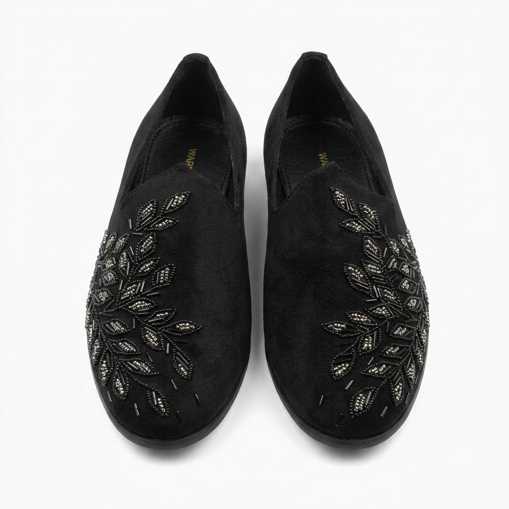 Beaded Leaf Slip-On Ethnic Mojari for Men