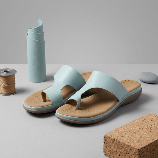 Minimal Slides for Women